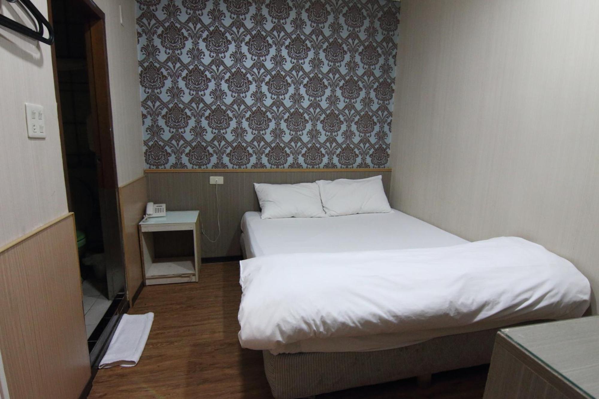 Baoshan Hotel تشونغلي المظهر الخارجي الصورة